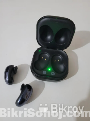 Galaxy buds live